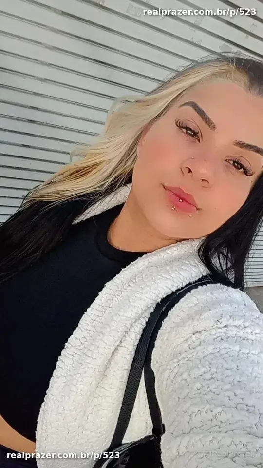 Gaby, acompanhante morena de cabelos longos gordinha em São Paulo, SP - Real Prazer Gaby, acompanhante morena de cabelos longos gordinha em São Paulo, SP - Real Prazer
